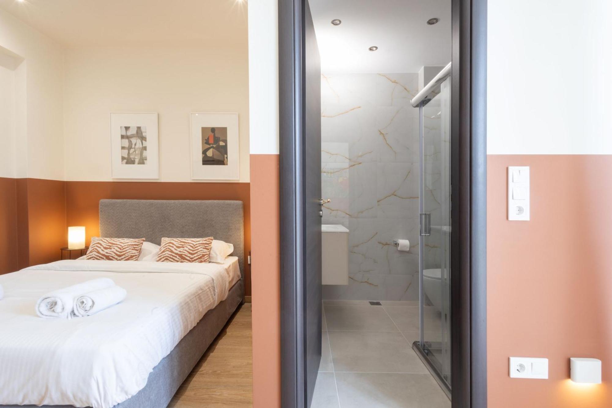 Luxurious 3-Bedroom Seaside Retreat Fully Renovated In 2025 Αθήνα Εξωτερικό φωτογραφία